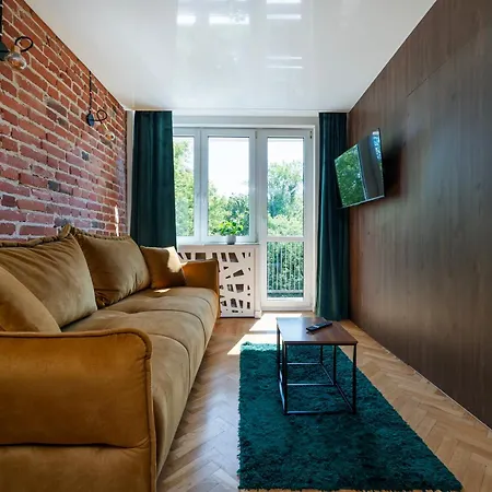 Atlas Arena Brick Loft By Bookinghost *